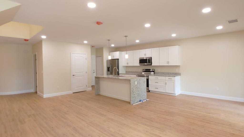 1977 Freedom Dr - Photo 4 of 50