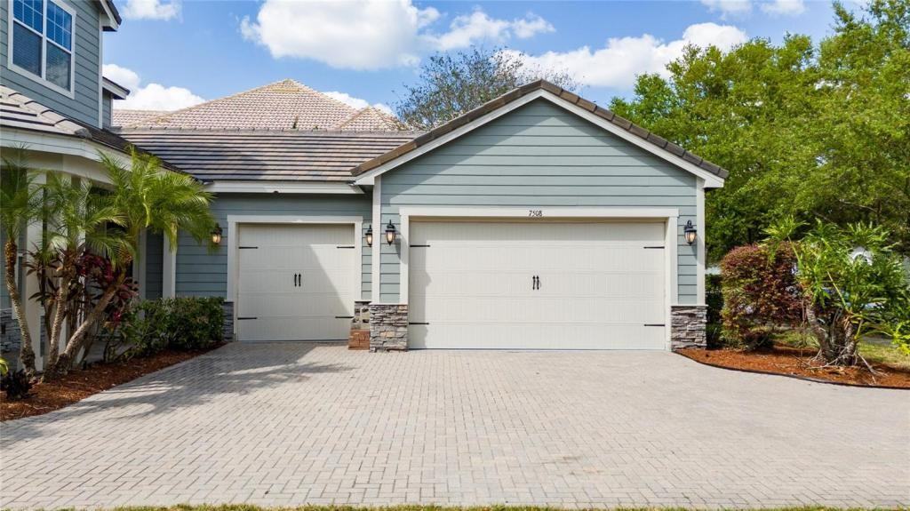 7508 Lake Albert Drive - Photo 4 of 50