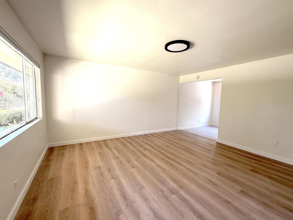 2220 Oak Park Lane #4 - Photo 3 of 8