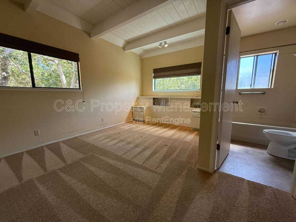 4 Santa Fe St - Photo 5 of 10