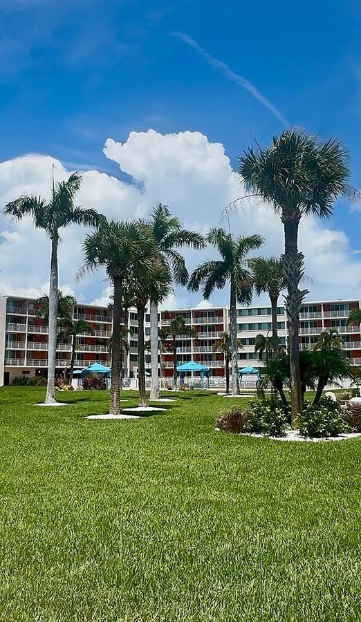 1883 Shore Drive South - Photo 6 of 20