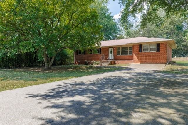 402 Stella Dr - Photo 2 of 19