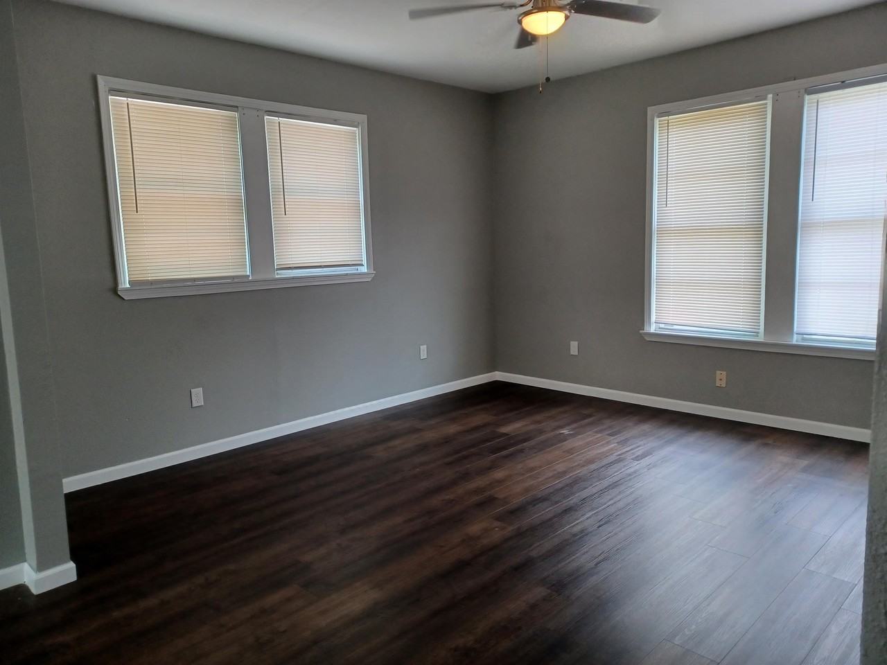 2405 Laurel St #3 - Photo 5 of 6