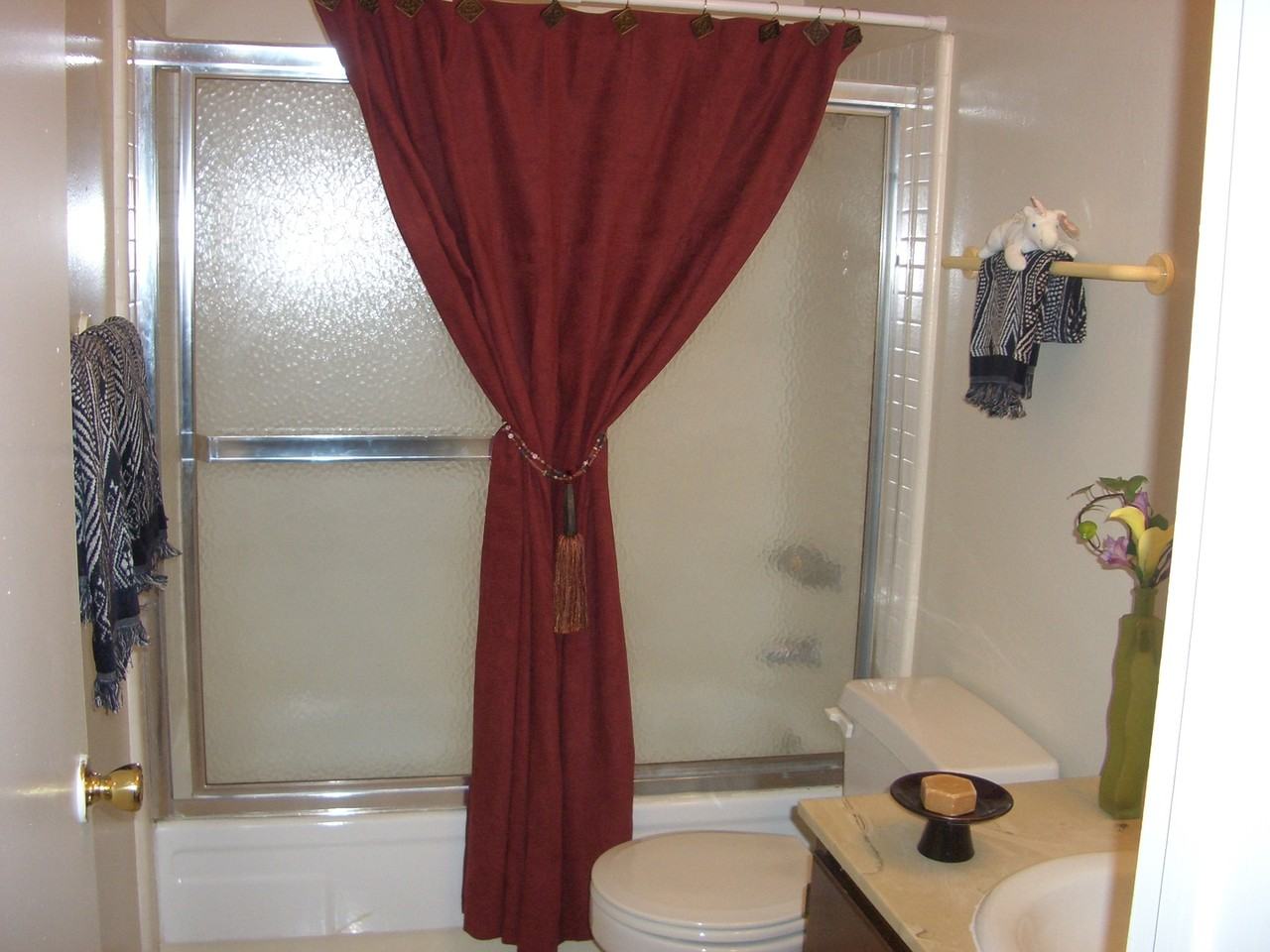 Mira Loma Apartments - Photo 5 of 8