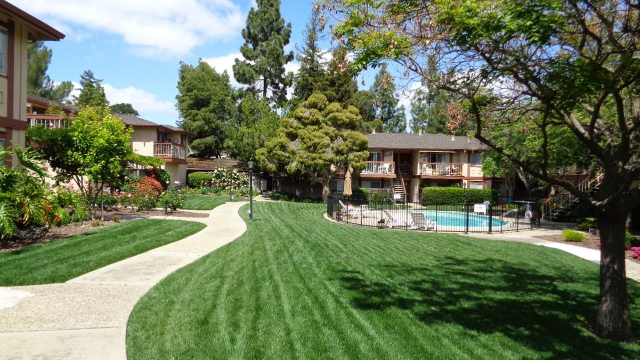 Mira Loma Apartments - Photo 6 of 8