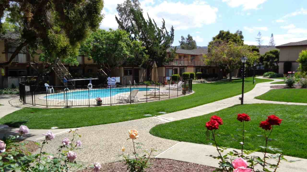 Mira Loma Apartments - Photo 7 of 8