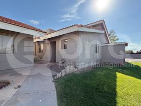 406 E Linda Ln #C - Photo 1 of 1