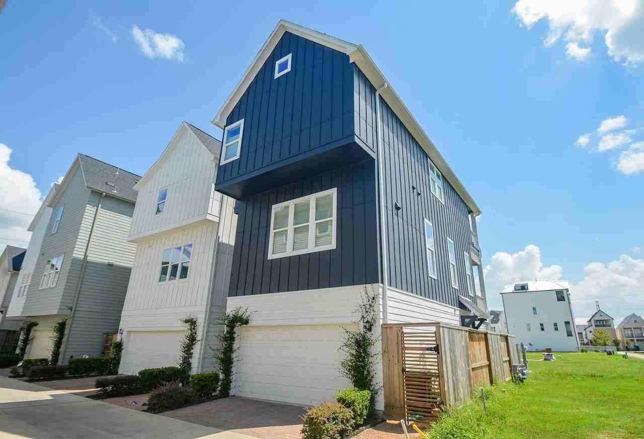 8745 Park Kolbe Ln - Photo 2 of 32