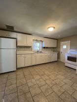 617 W Calhoun St #B - Photo 1 of 1