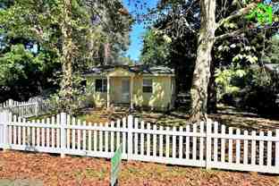 5401 Rosswood Ln - Photo 1 of 1