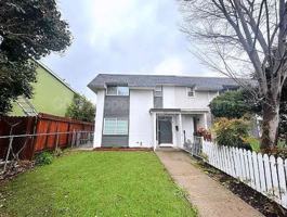 featured image of 969 Palm Cir