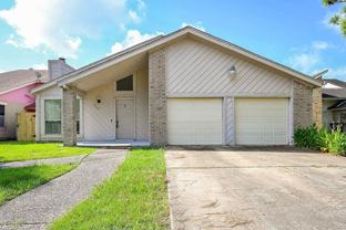 13115 Richmond Ave - Photo 1 of 1