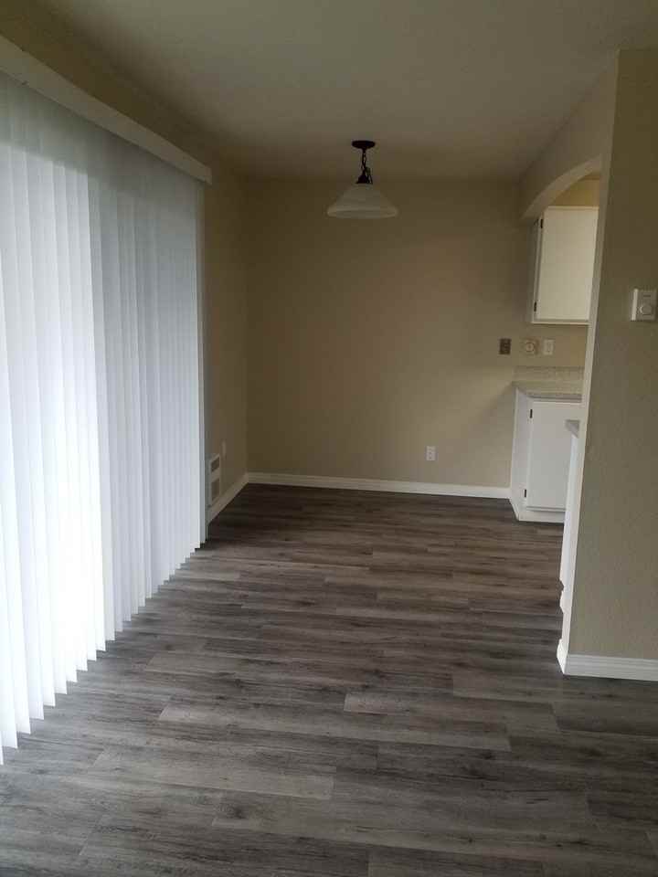 Cherry Apartments - Photo 4 of 13