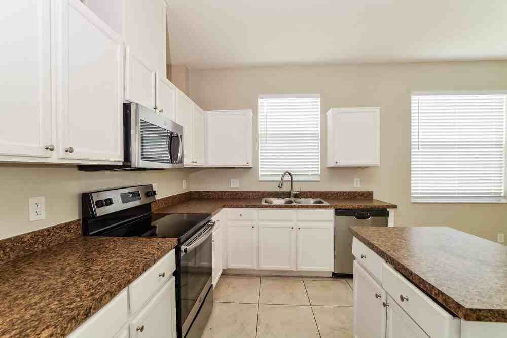 2725 Eagle Glen Cir - Photo 7 of 16
