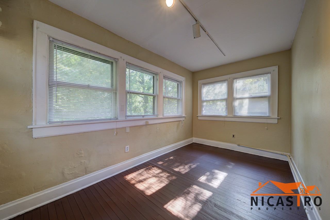 184 E Frambes Ave - Photo 5 of 50