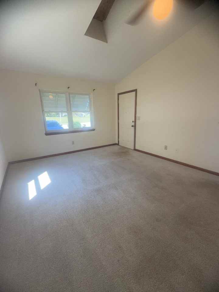 106B Pete Jones Dr - Photo 2 of 9