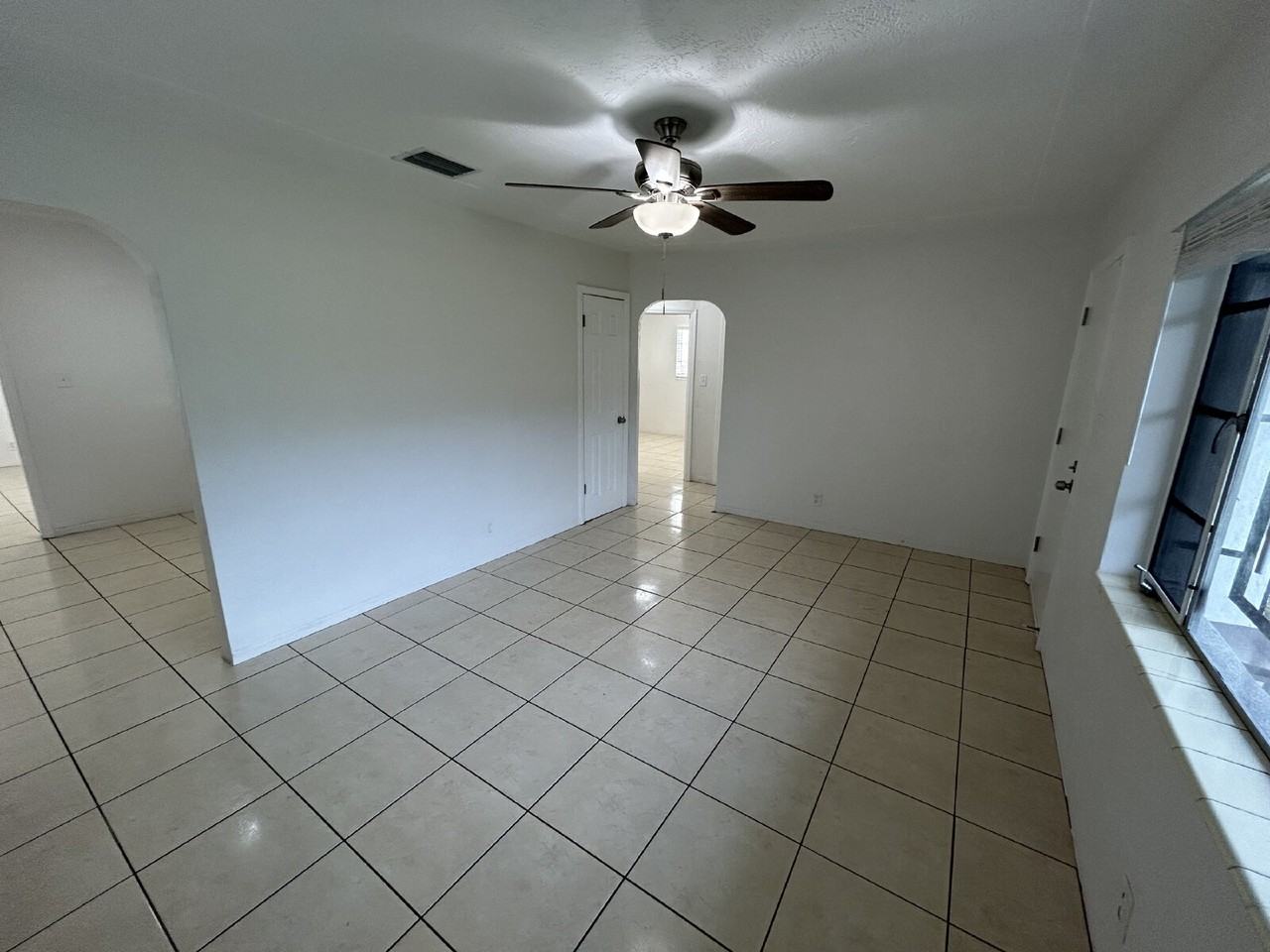 4111 5th Ave S - Photo 3 of 23