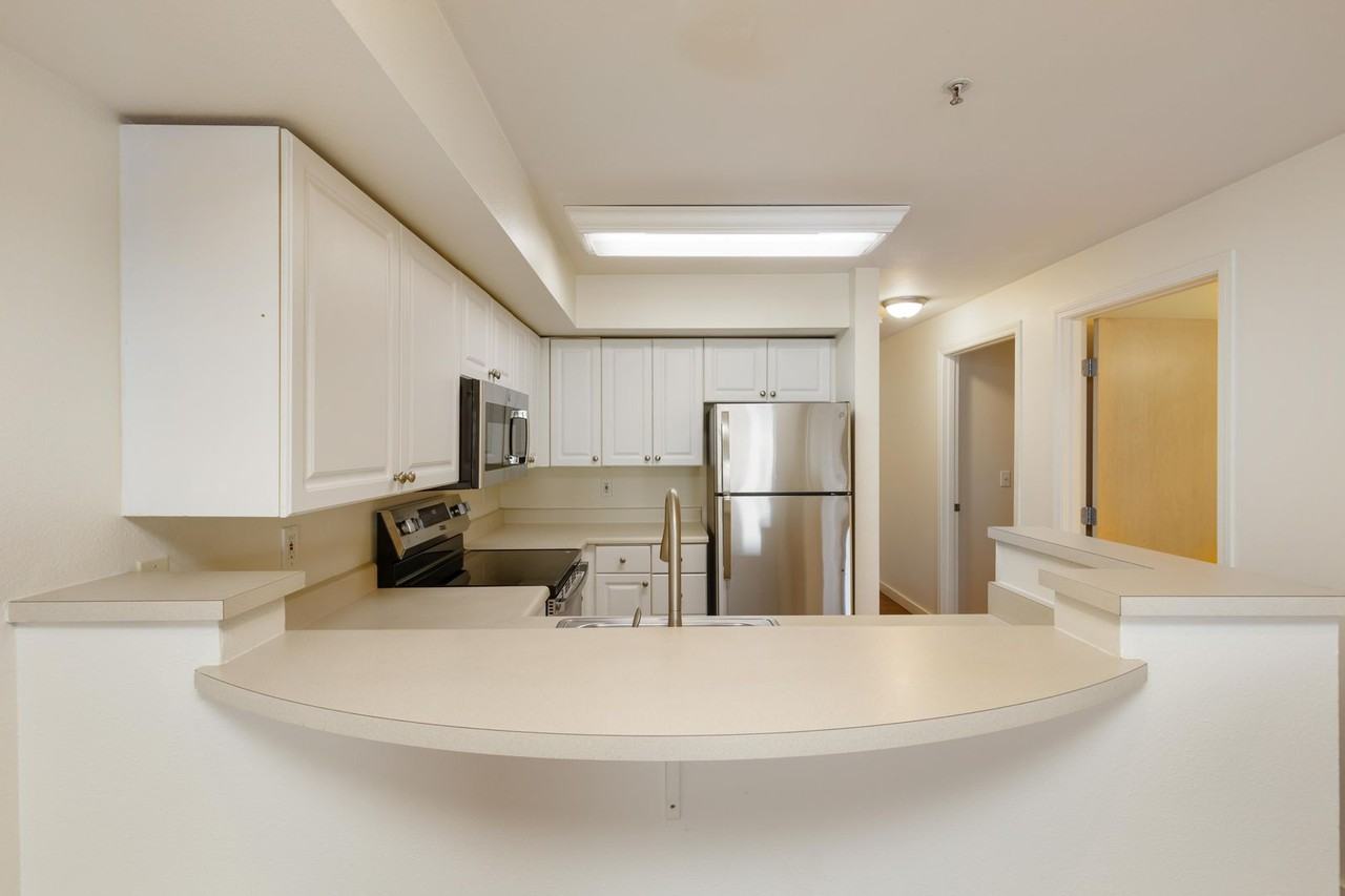 Pickering Place Apartments - Photo 5 of 28