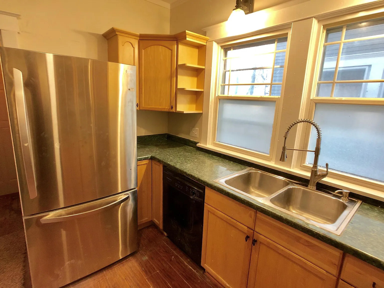 802 Camburn Ct Se - Photo 2 of 12