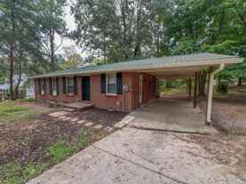 2842 Thrush Dr - Photo 1 of 1