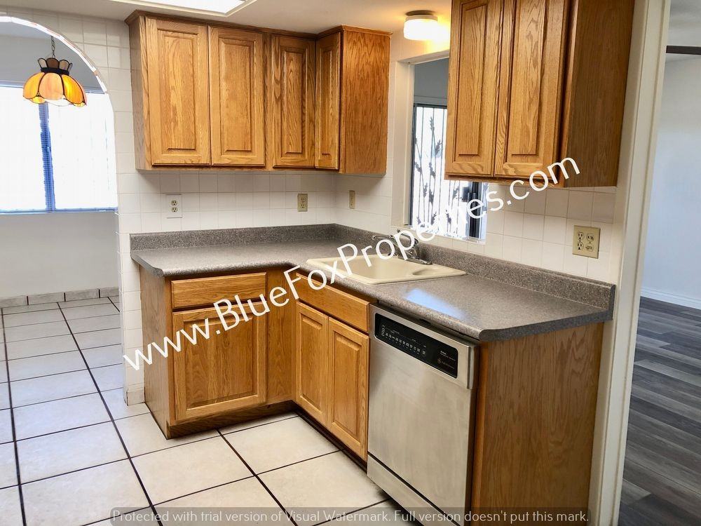 1188 North Sonoita Avenue - Photo 3 of 19