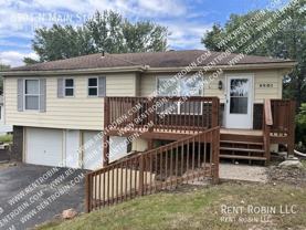 8901 N Main St - Photo 1 of 1