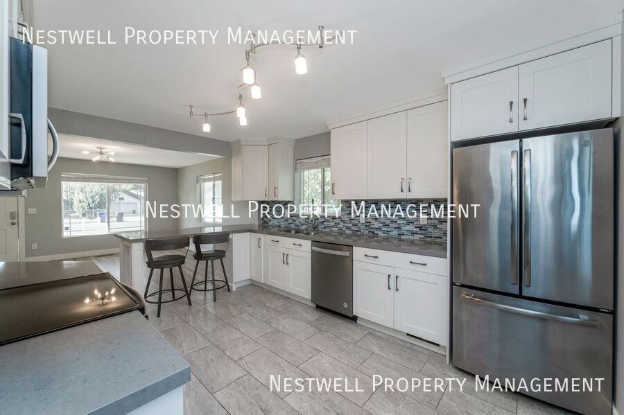 375 East Scott Avenue - Photo 2 of 20