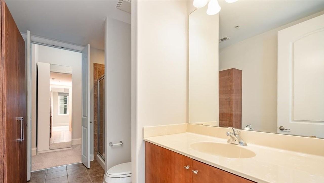 4620 Piedmont Row Dr #503D - Photo 4 of 33