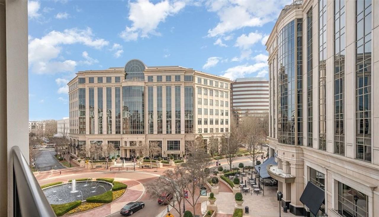 4620 Piedmont Row Dr #503D - Photo 5 of 33