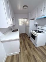 LB1856 - Photo 1 of 1