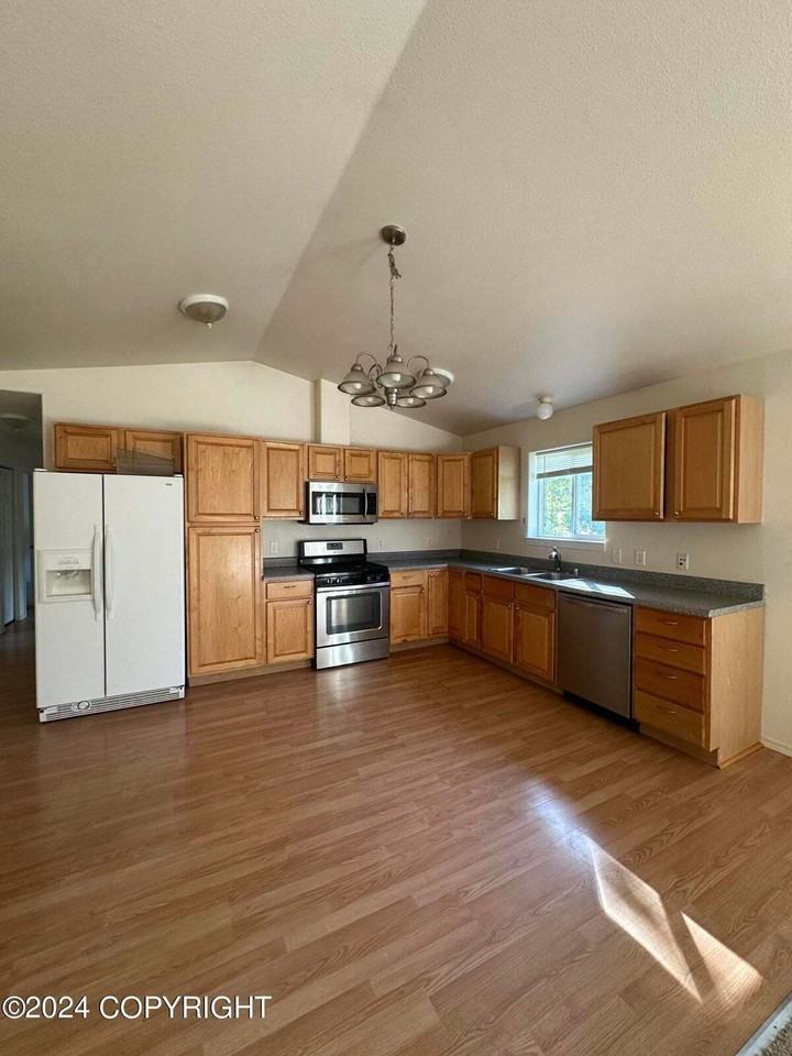 4200 W Memory Dr #A - Photo 3 of 14