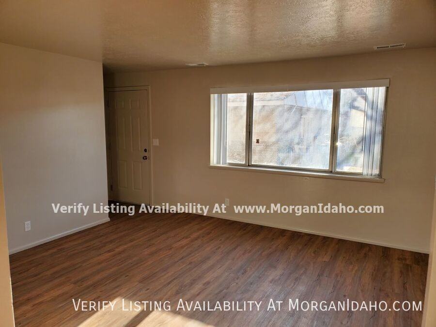 593 S White Cloud Dr - Photo 3 of 13