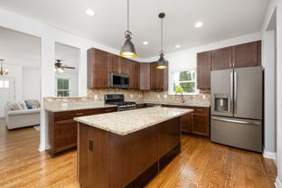 407 W Bennett St #NA - Photo 1 of 1