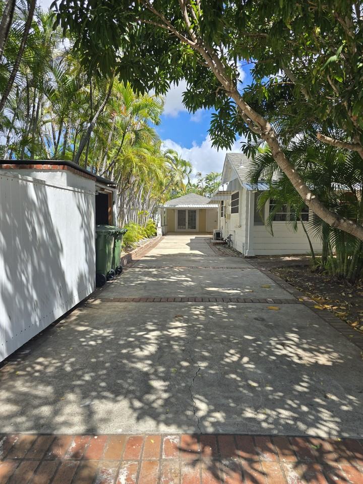 4526 Aukai Ave #NA - Photo 3 of 30