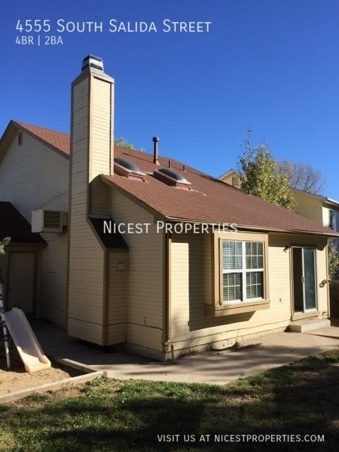 4555 S Salida St - Photo 6 of 24