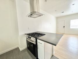 featured image of 515-518 3/4 N Mariposa Ave