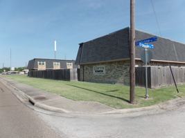 featured image of 2112 E Airline Rd