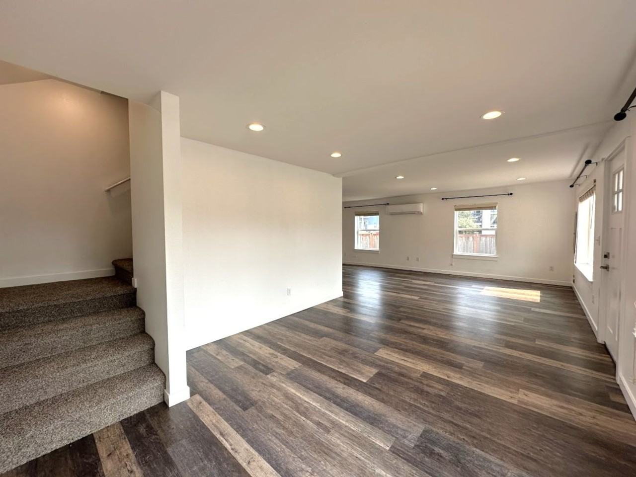 5201 64th St W - Photo 5 of 37