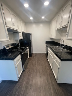 2357 Grove Avenue - Photo 4 of 9