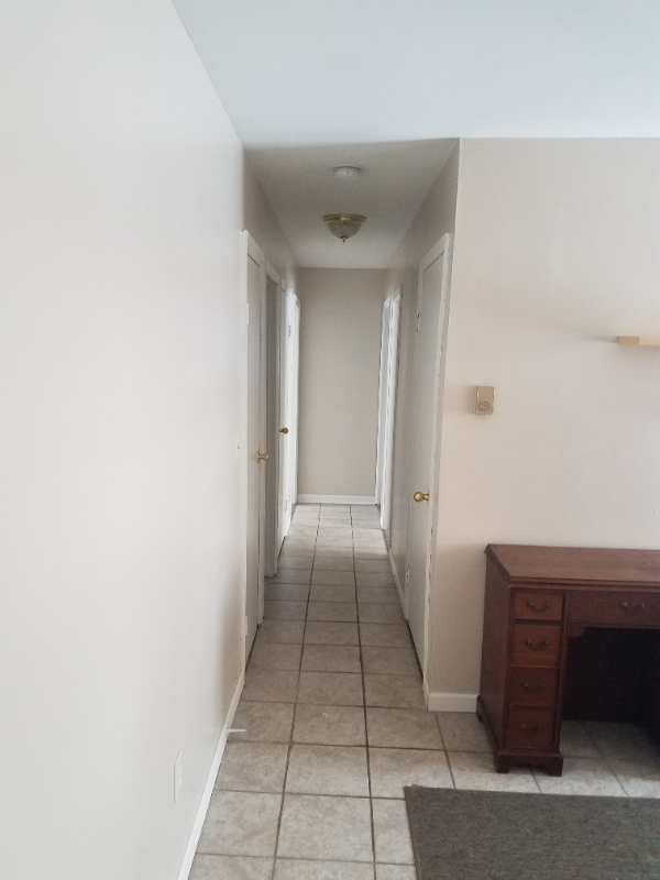 1209 Constitution Ave - Photo 2 of 20