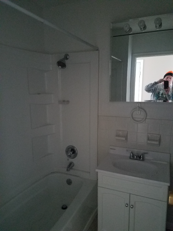 1209 Constitution Ave - Photo 3 of 20