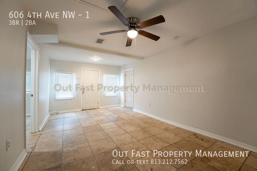 606 4th Ave Nw #1 - Photo 3 of 27