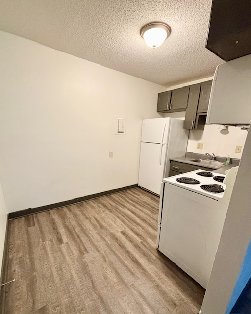 1805 Arlington Ave #7 - Photo 2 of 11