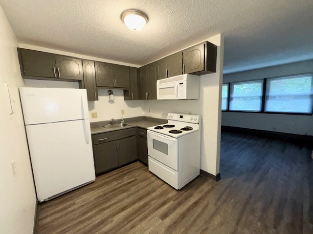 1805 Arlington Ave #7 - Photo 4 of 11