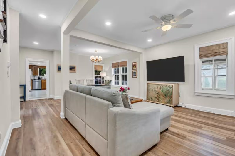 560 Prospect Ave - Photo 3 of 20