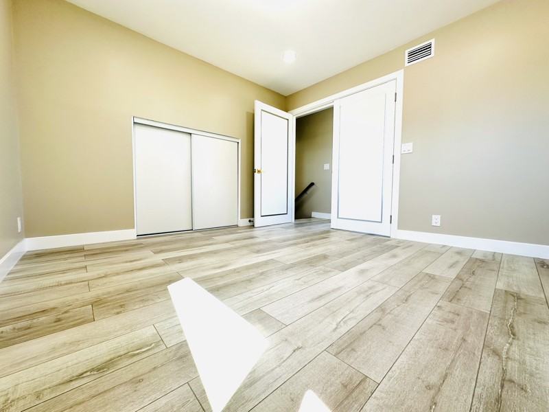 9382 Bixby Ave - Photo 3 of 8