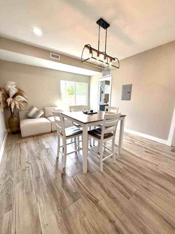 9382 Bixby Ave - Photo 5 of 8