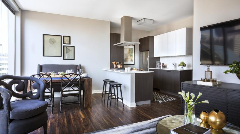 110 West Upper Wacker Drive - Photo 2 of 11