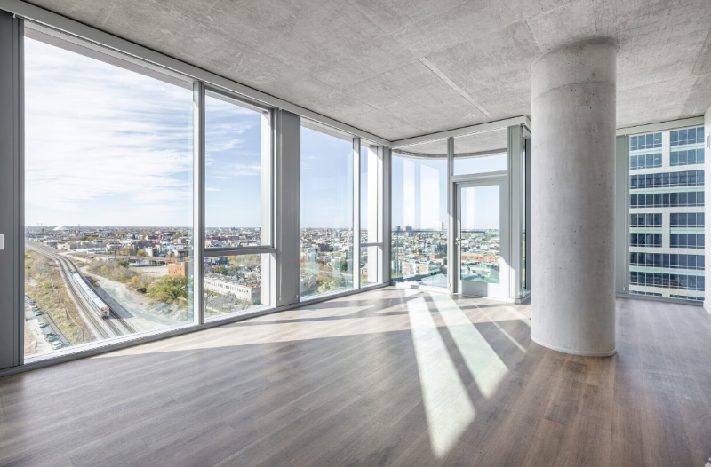 1112 W Carroll Ave - Photo 3 of 10