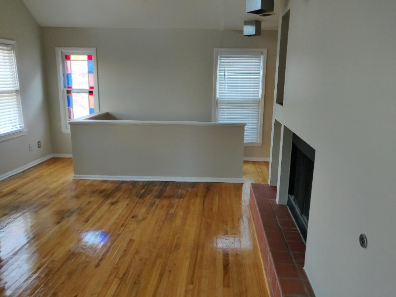 3158 Oak St #3158OAKST - Photo 3 of 9